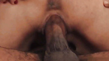 Megdugatta a sunáját a sötét bőrű chippendale palival a virgonc idős hölgy Thumb